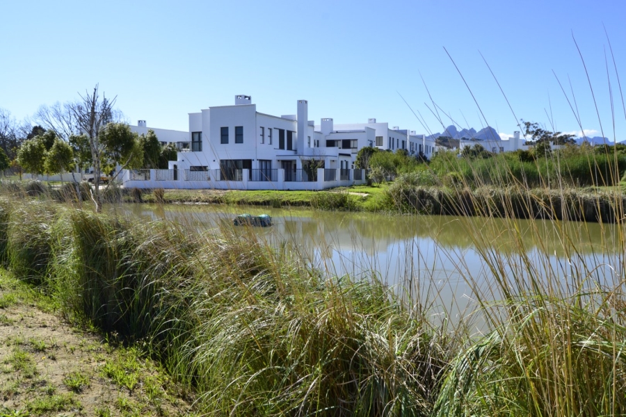 To Let 4 Bedroom Property for Rent in Croydon Gardens Estate Western Cape